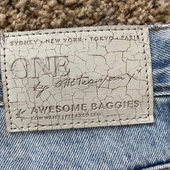 ONE X ONETEASPOON Boyfriend Jeans - Picture 3 of 5